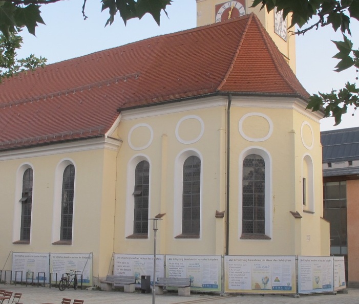 Frauenkapelle_gesamt 1.jpg